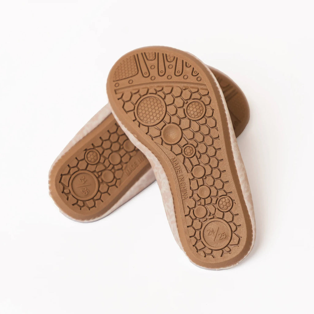 Een antislip waterschoentje voor kinderen