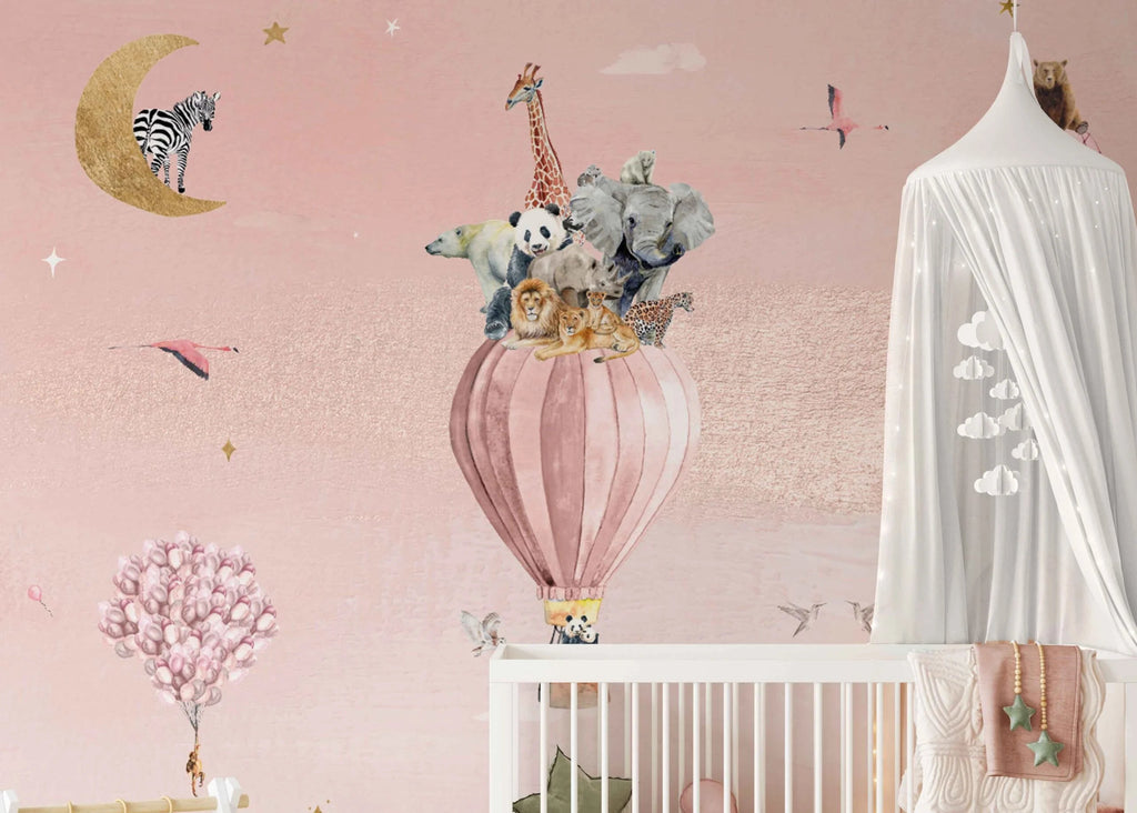 Fleur des Fleurs - Behang - Dreamy Sky Pink Beige Gold (Background) in vlies en vinyl.