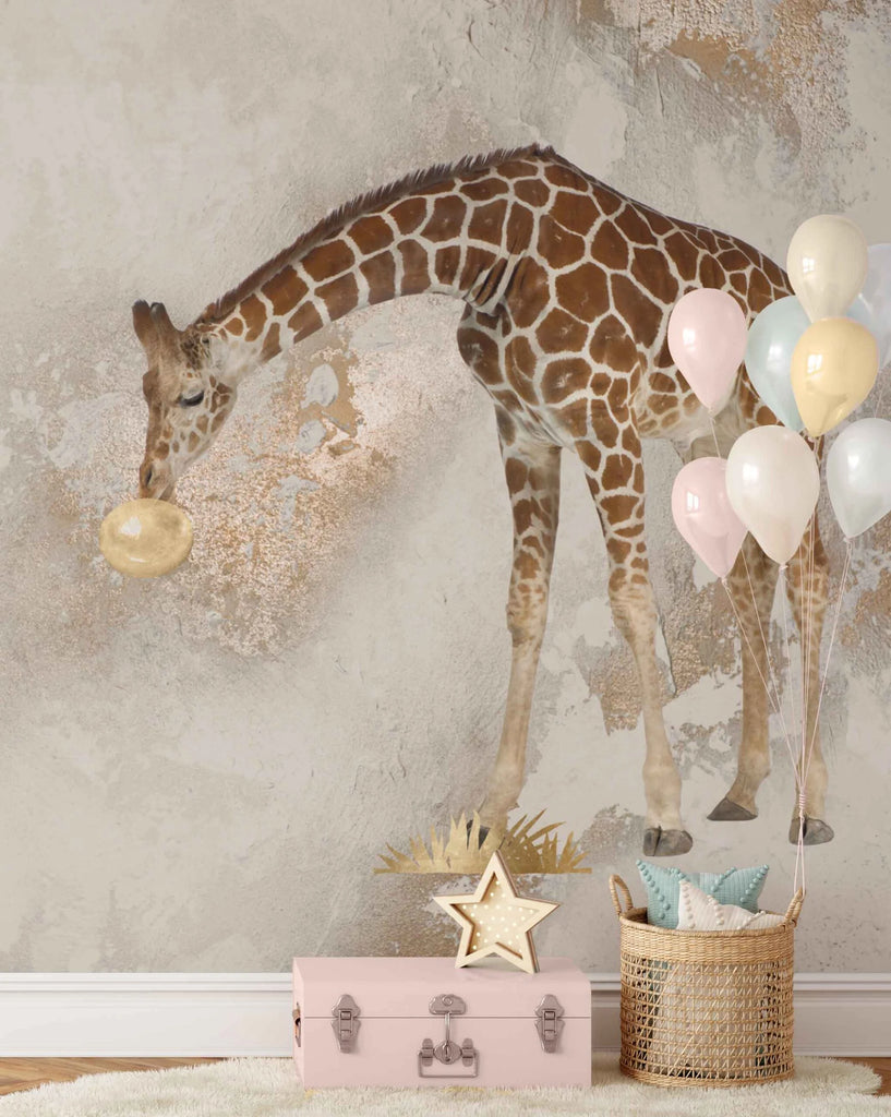 Fleur des Fleurs Behang Copper Gold Giraffe Bubblegum in vinyl en vlies.