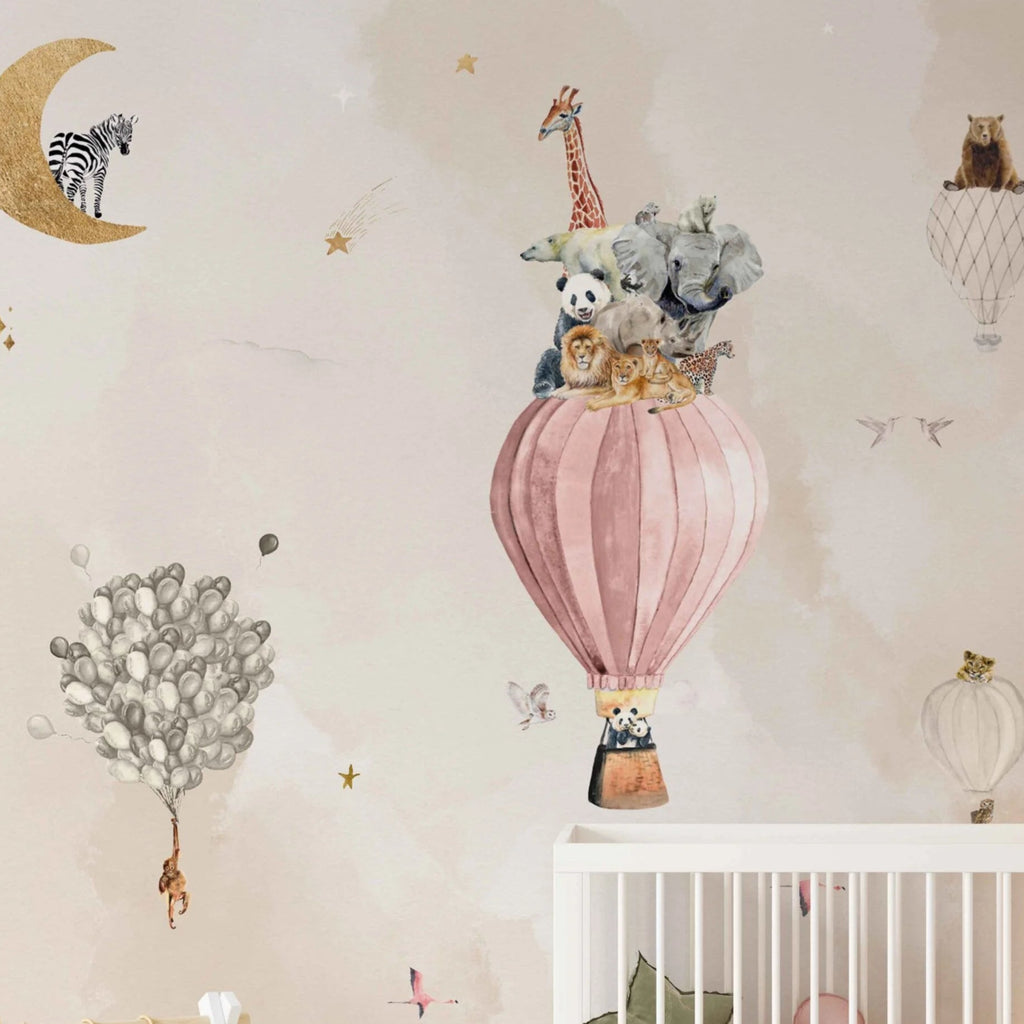 Fleur des Fleurs Behang Dreamy Sky Pink Beige Gold in vlies en vinyl.