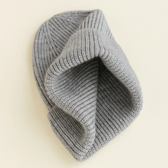 Hvid Beanie Fonzie Muts Grey  0-6 maanden