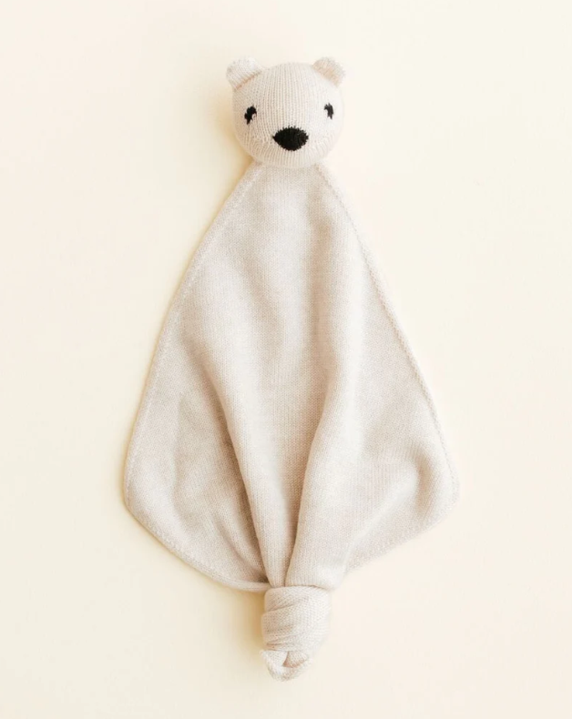 Hvid Teddy Toki Cream gemaakt van merinowol. Mogelijkheid tot personaliseren. Beschikbaar in verschillende kleuren.