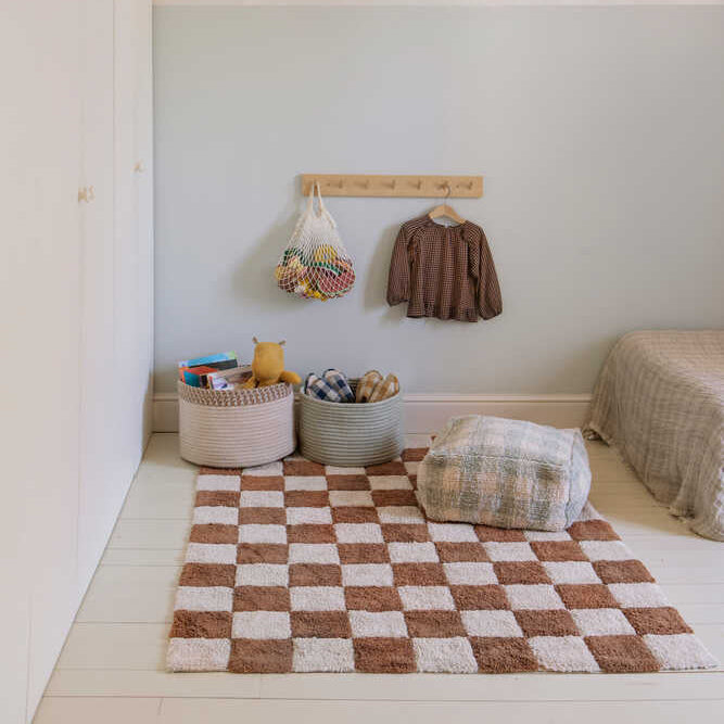 Pearl Soft Hoogpolig Effen Vloerkleed Lichtgrijs - 120x170 CM | Leen Bakker