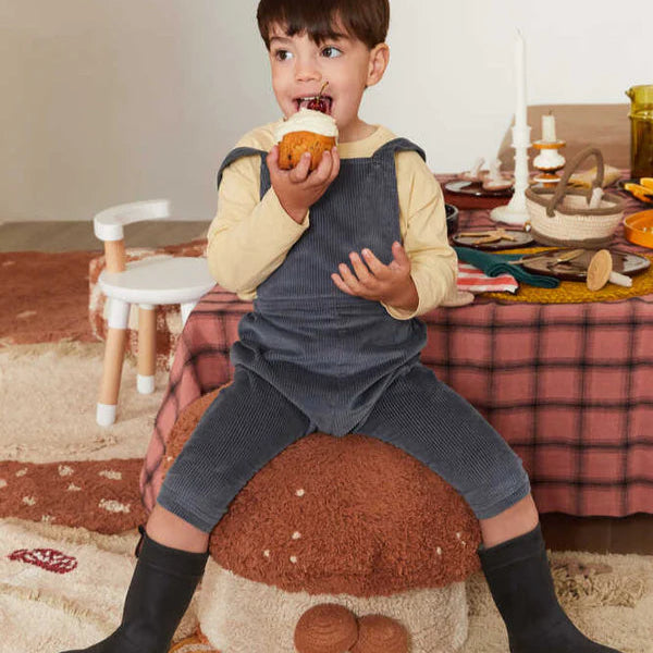 Lorena Canals Poef in de vorm van een paddenstoel.