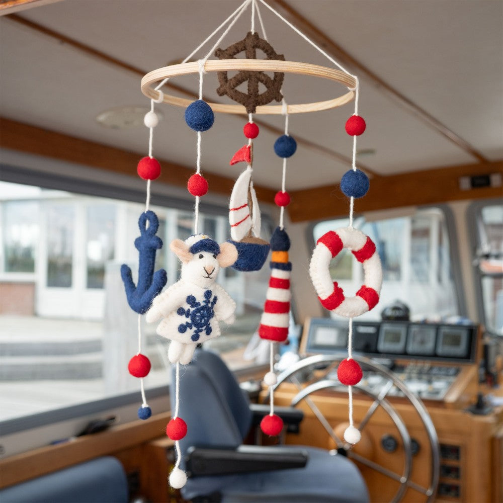 Sjaal met verhaal mobiel nautisch gemaakt van wolvilt.