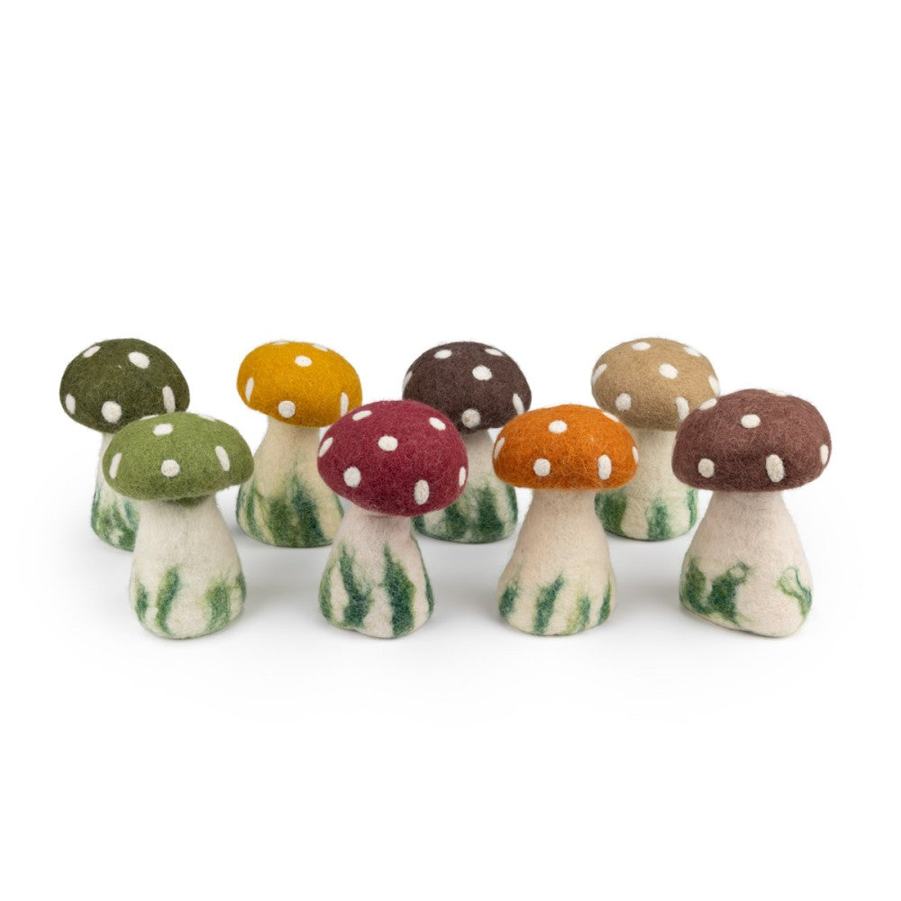 Sjaal met verhaal decoratie paddenstoelen van vilt in verschillende kleuren. 