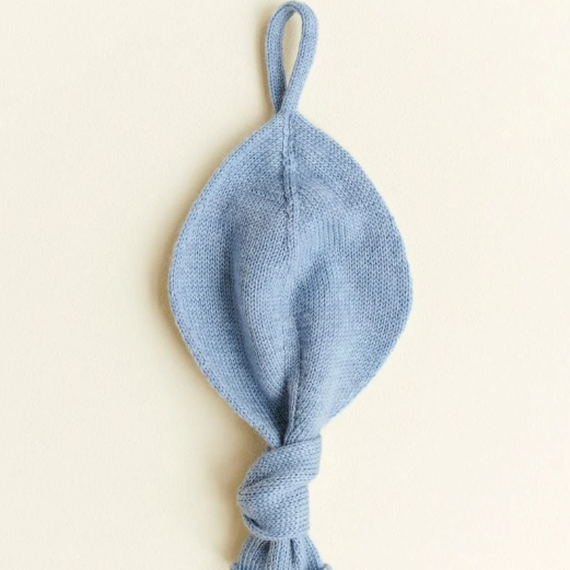 speenknuffel licht blauw 100% merinowol