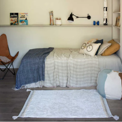 Vloerkleed Lorena Canals Bloom, rechthoekig, kleur: Nature. In verschillende formaten.