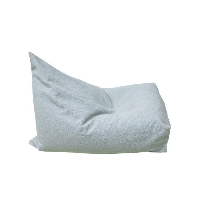 Zitzak poef in verschillende kleuren. Lorena Canals.