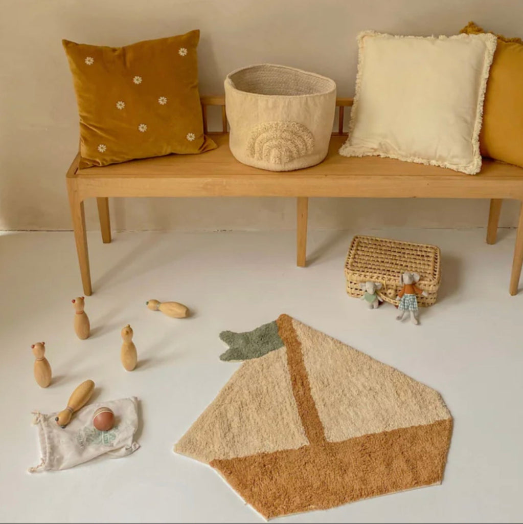 Vloerkleed zeilboot in een kinderkamer