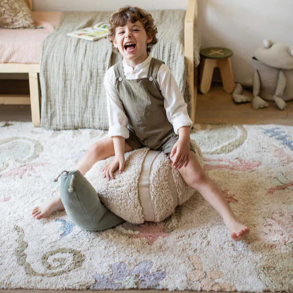 Lorena Canals Poef van een slak.